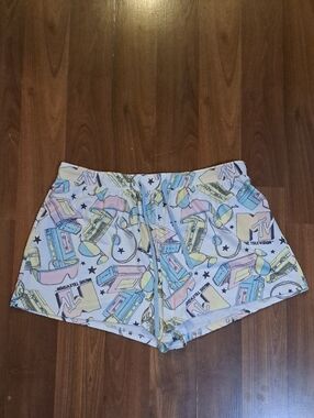 Vintage MTV Pastel Retro Cassette Women’s Athletic Shorts - Pastels
